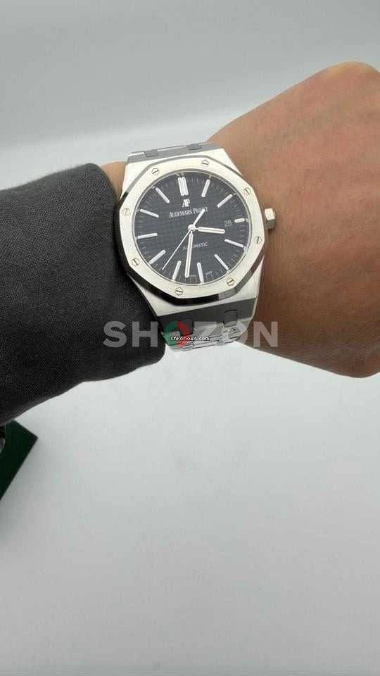 Audemars Piguet Royal Oak Selfwinding (PLACE FIRST ORDER & GET 100% FREE GIFT) CONTECT US +4407852373494)