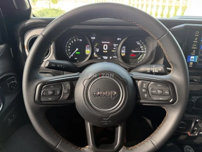 2024 Jeep wrangler 4xe hybrid