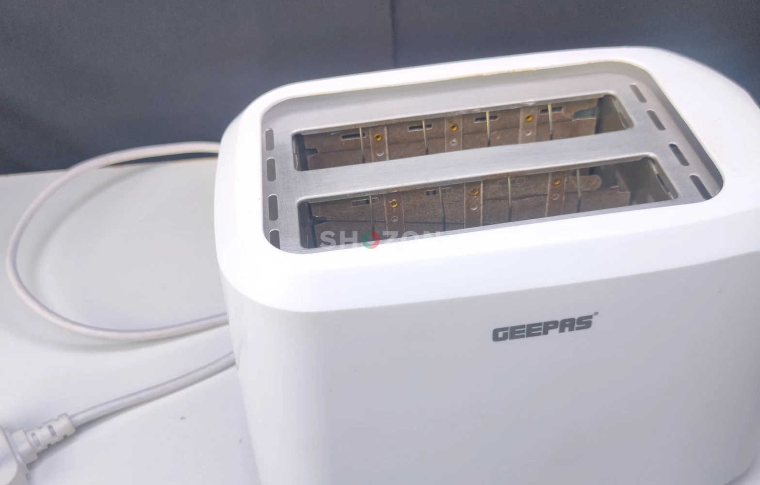 Geepas 2 Slice Bread Toaster, Variable Browning Setting, GBT36515