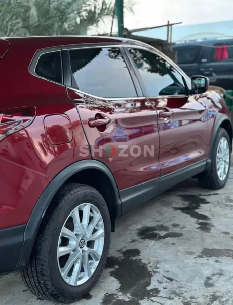 Nissan Rogue 