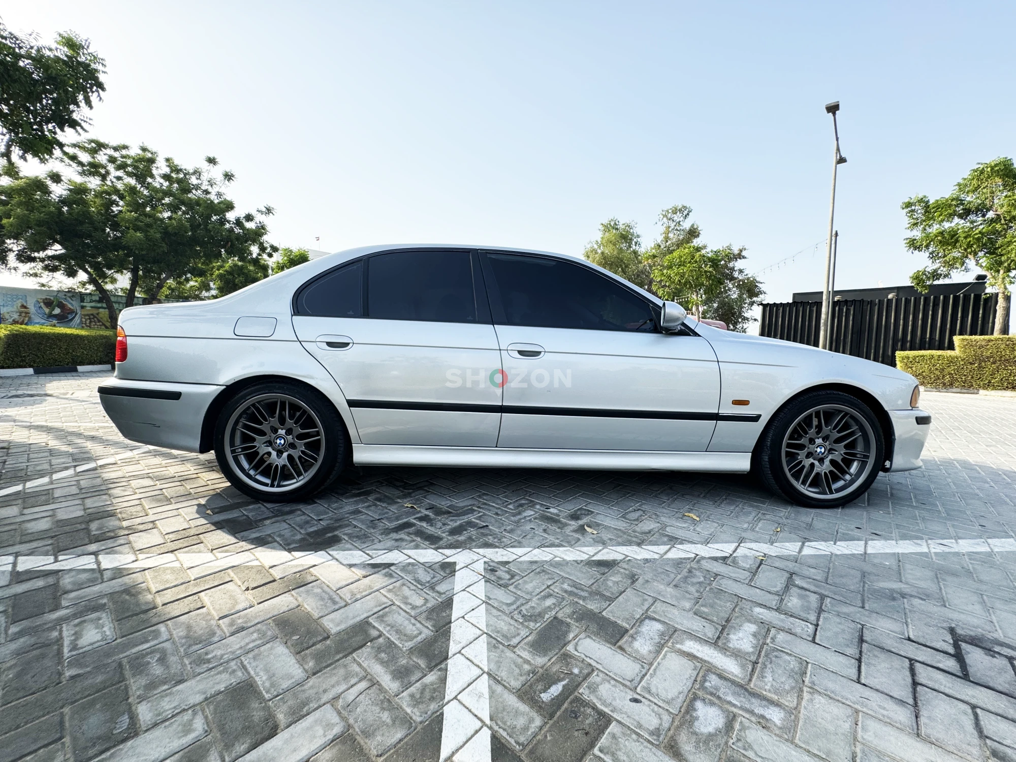 BMW 2002 E39 530i Japanese specs 