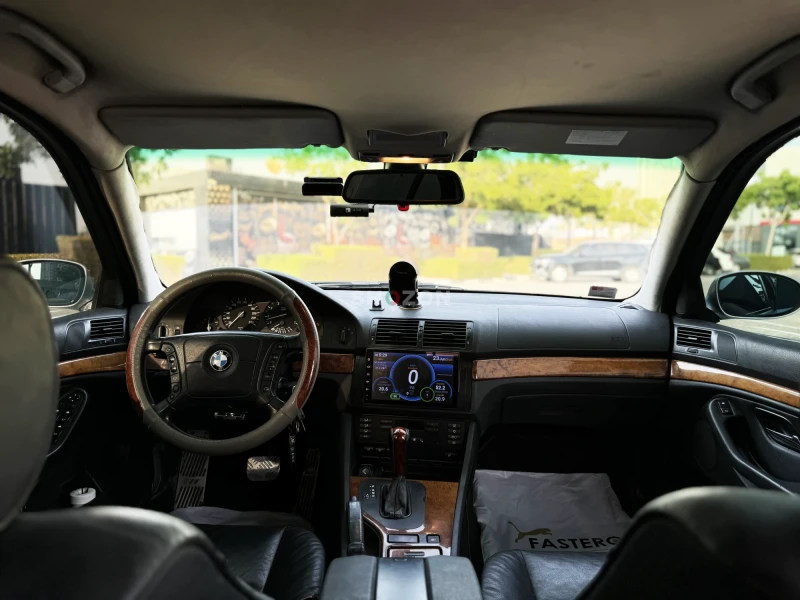 BMW 2002 E39 530i Japanese specs 