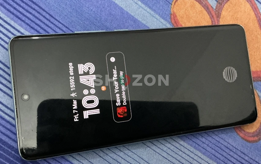 mobile phone : oppo reno 11 5g 
