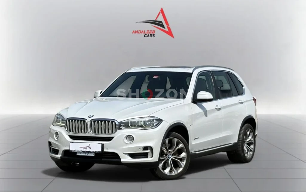 BMW X5 xDRIVE50i 4.4L V8 A/T | 2015 | GCC SPECS | Full Option