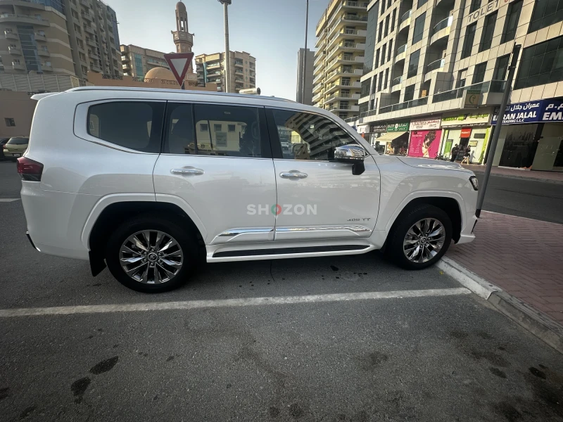 Dr Driven 5 months Toyota Land Cruiser VXR 3.5L Twin Turbo – Top Model