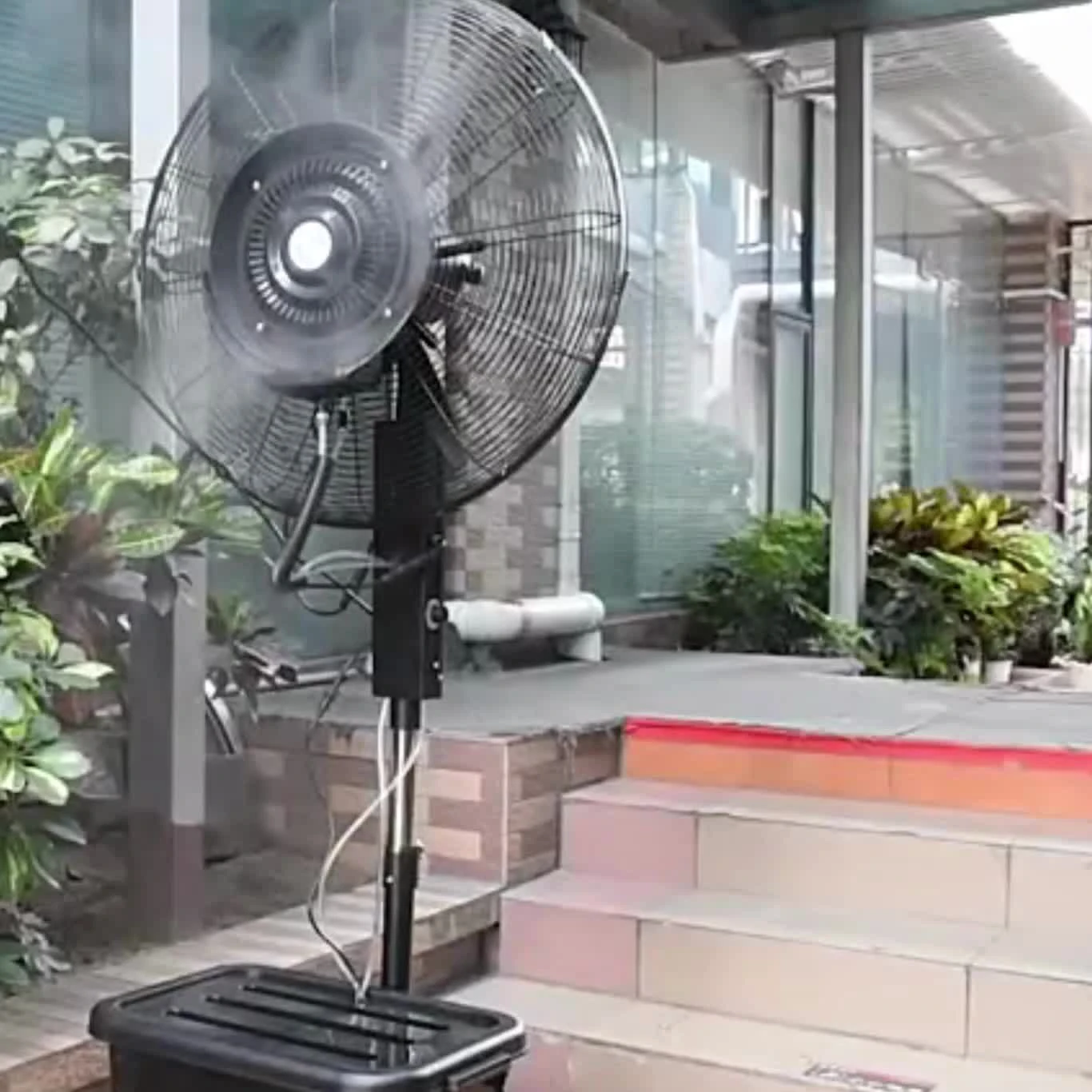 fan with mist