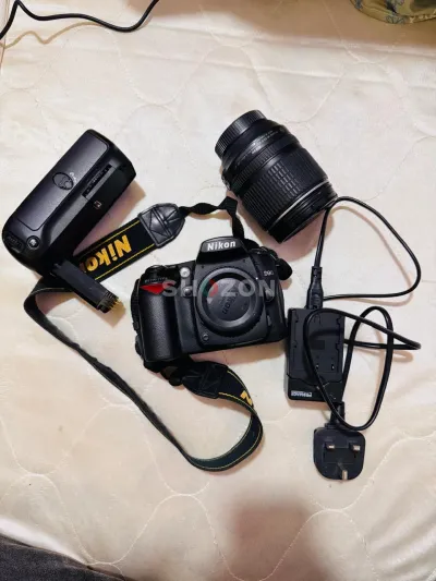 Nikon D90 DSLR Camera Body with Accessories