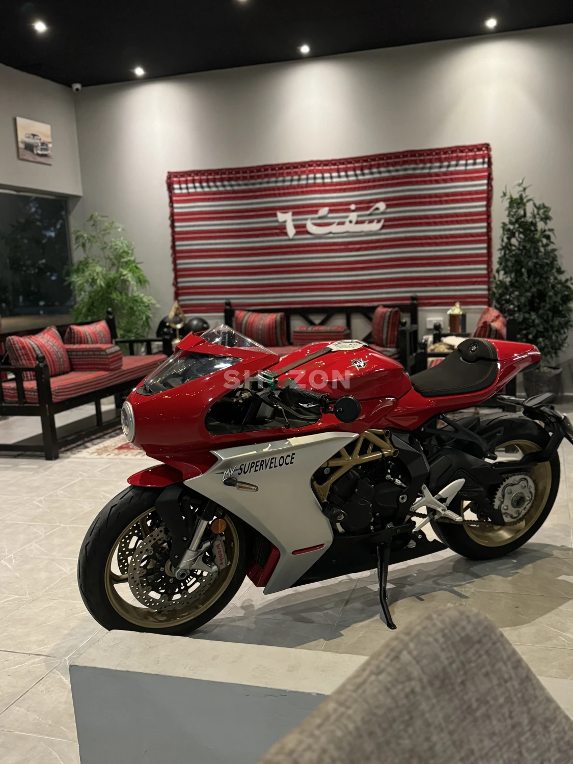 MV Agusta Superveloce 2021 