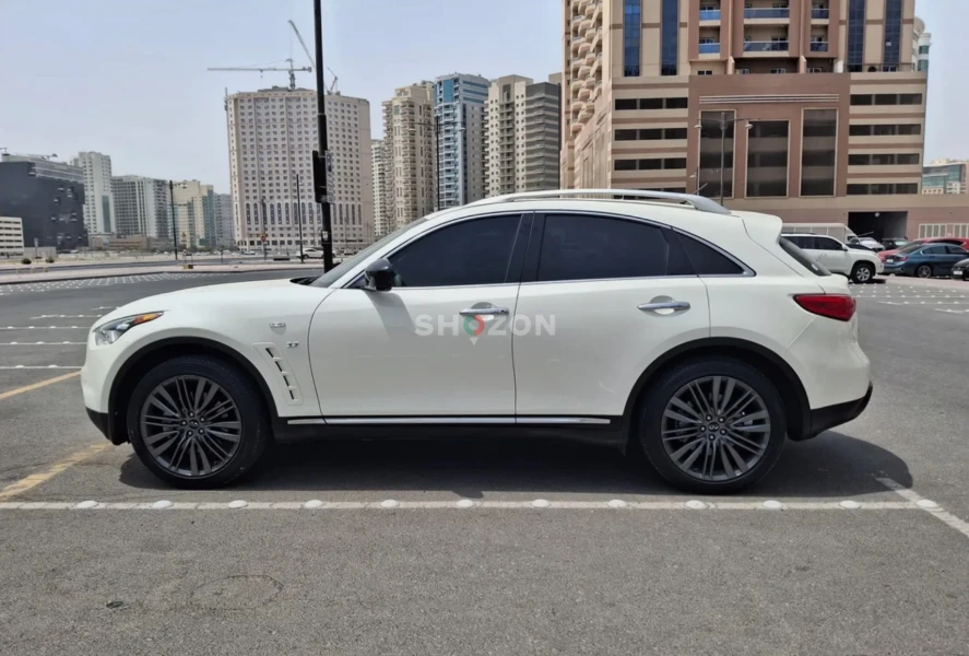 2018 Infiniti QX70 Limited – Excellent Condition