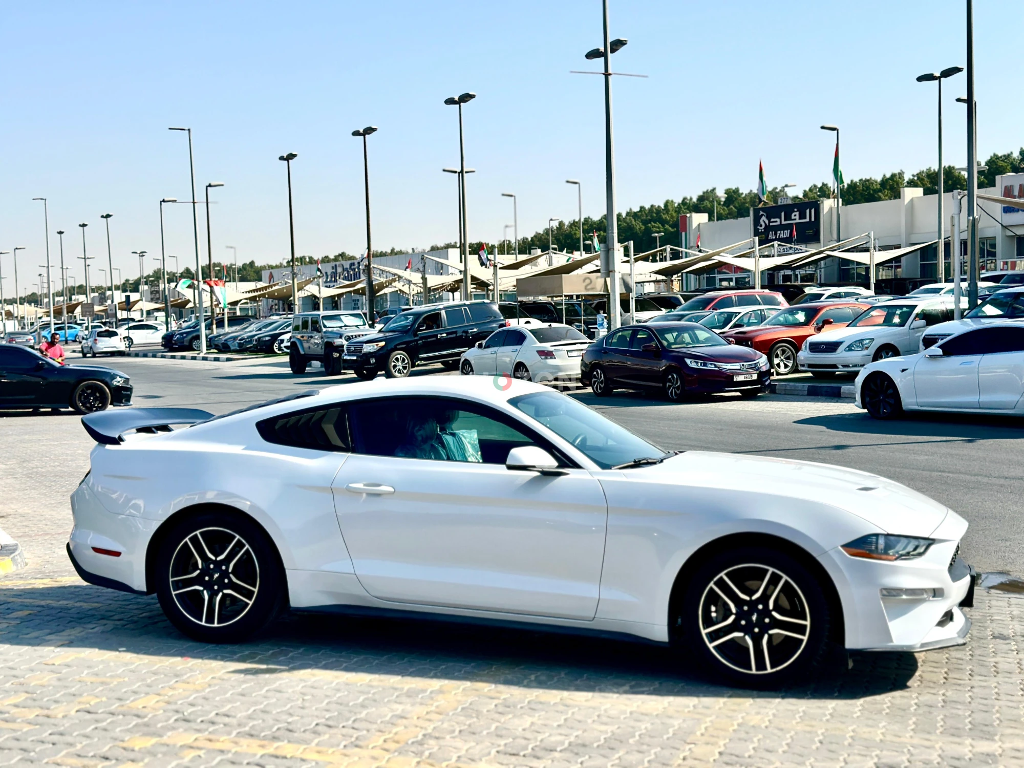 Monthly AED 1000/- | 0 DP | Leather seats | Paddle Shifters | Fog Lights | Ref 37177