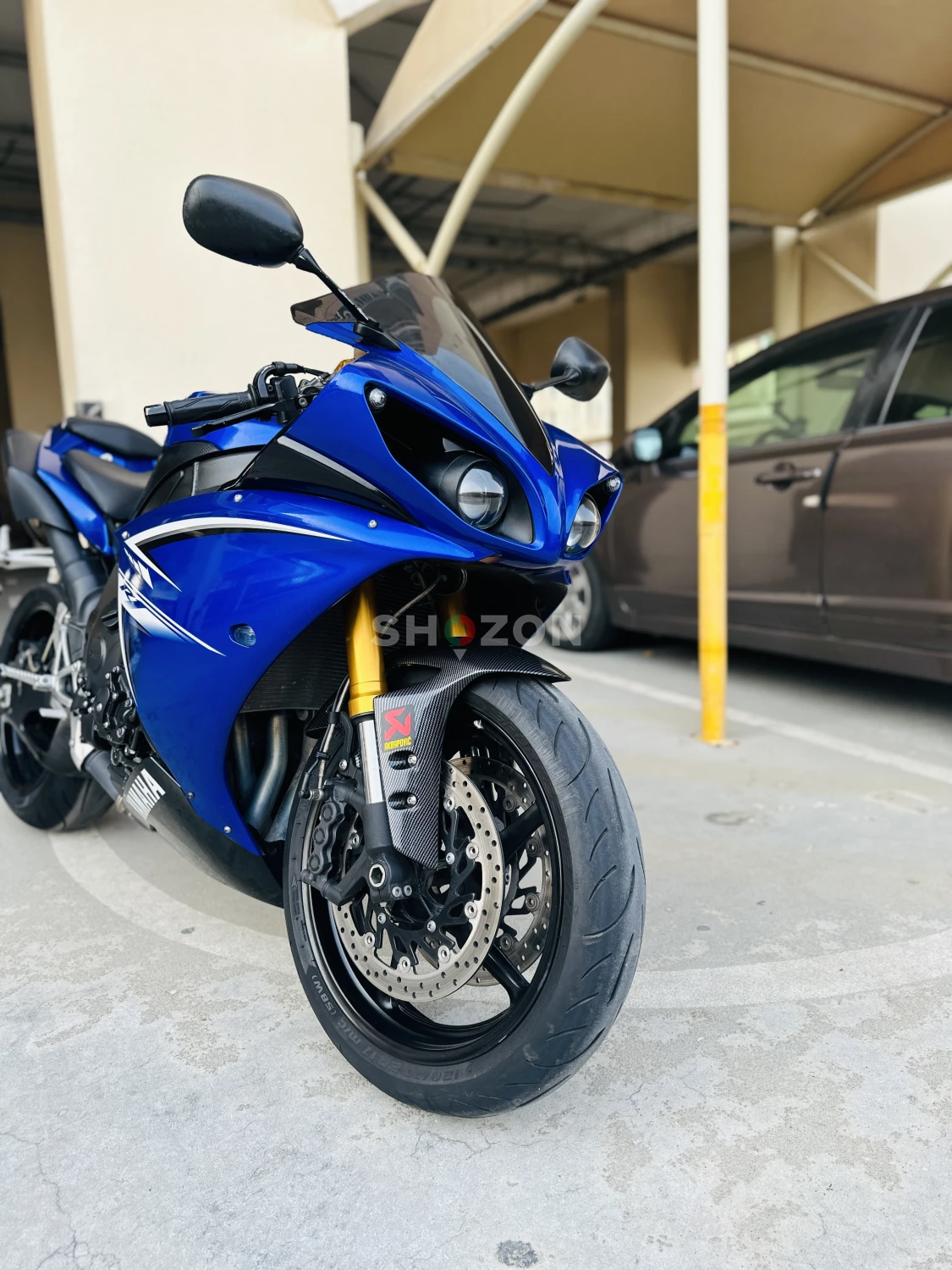 Yamaha r1 