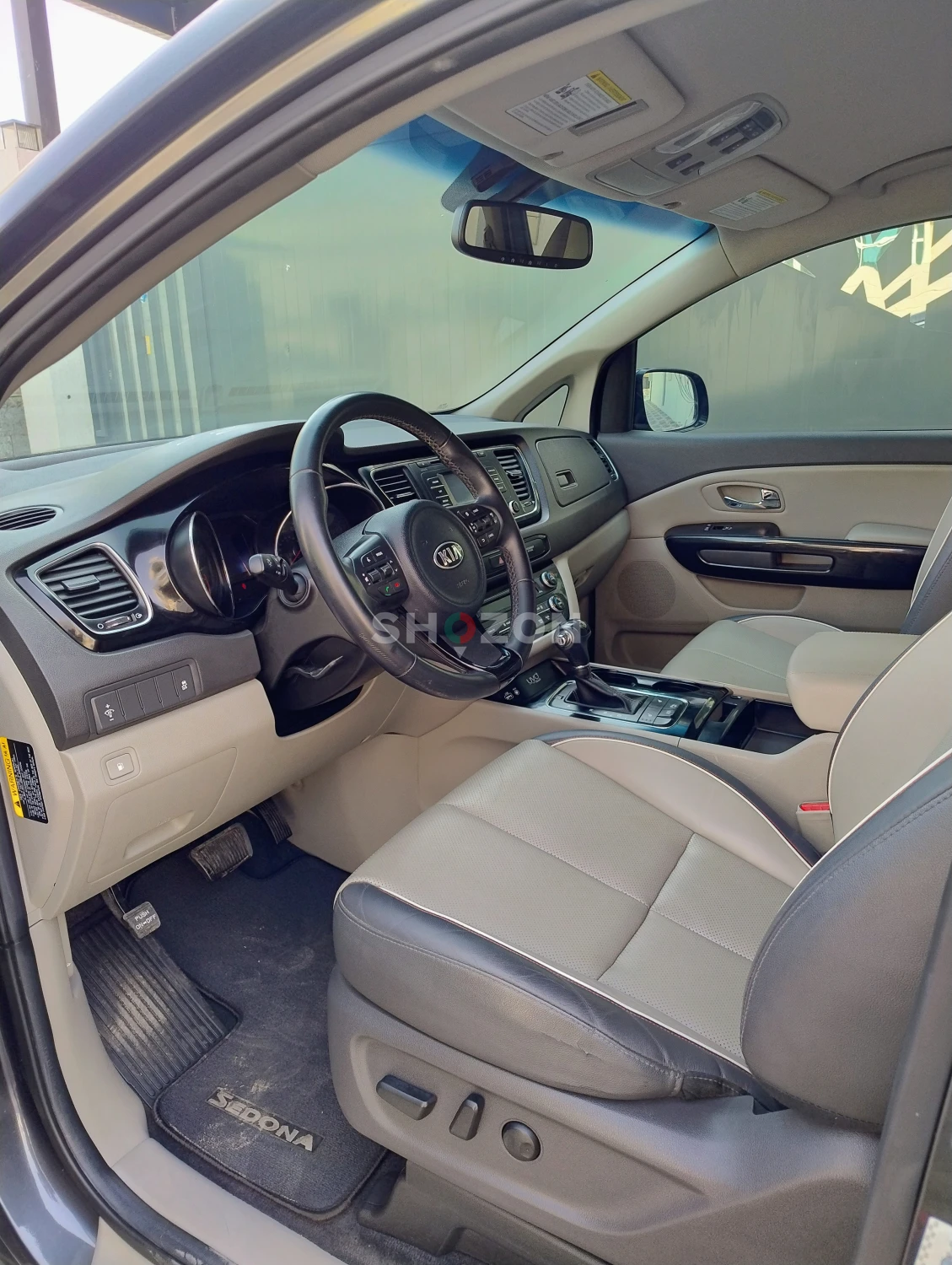 KIA Sedona 2016 Model 