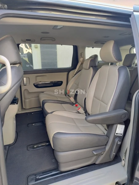 KIA Sedona 2016 Model 