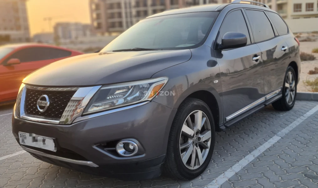 Well-Maintained Nissan Pathfinder SUV in Excellent Condition