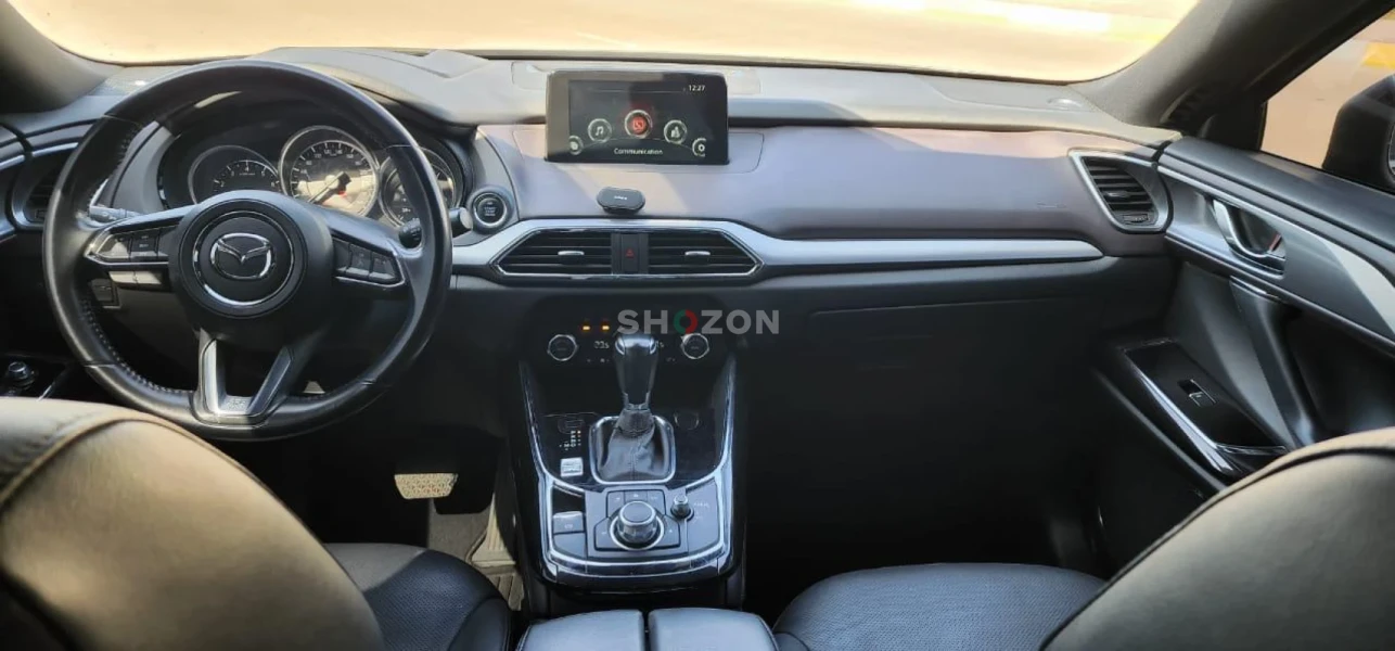 Mazda CX9 2019 top option signature