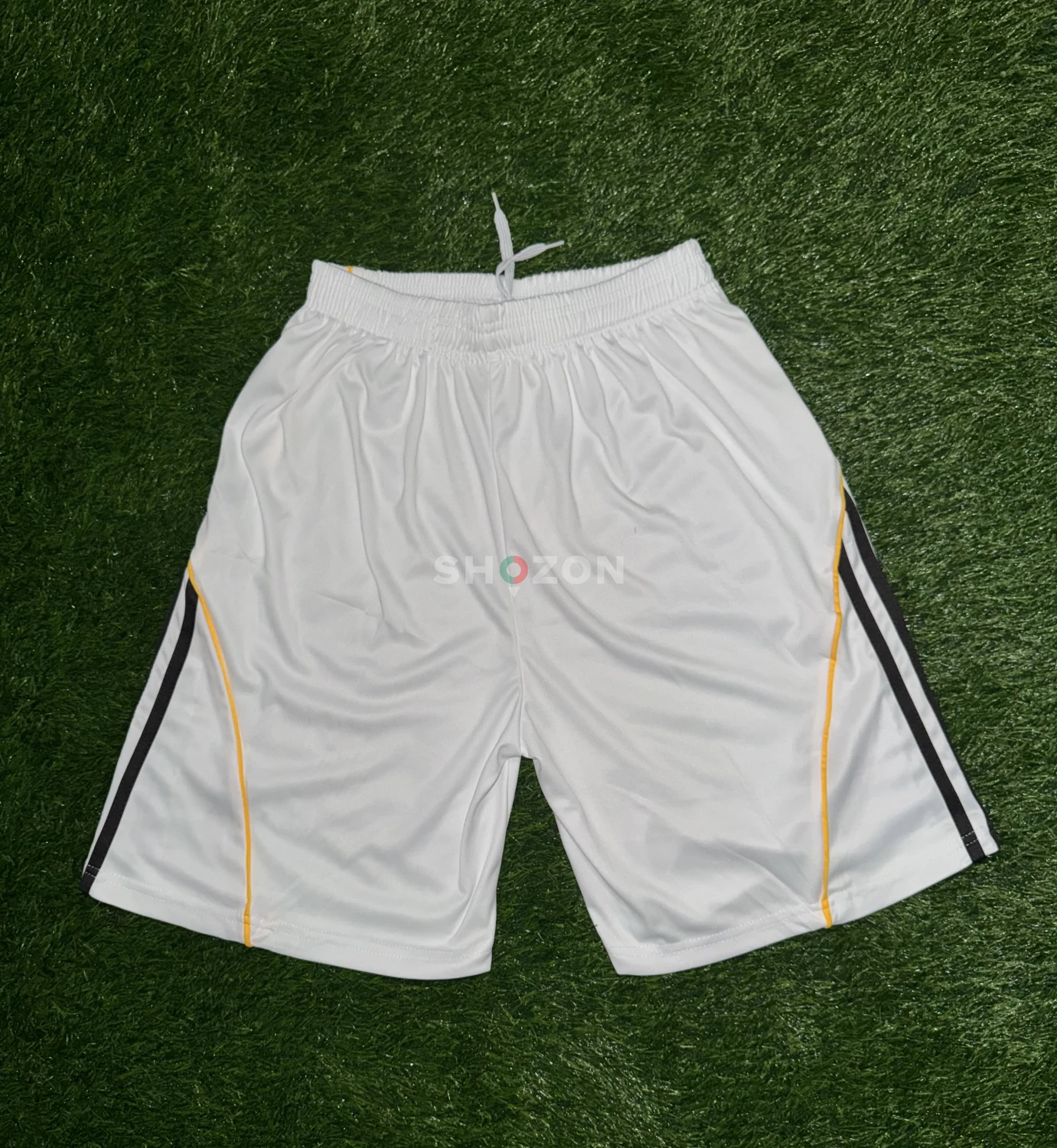 Team: Real Madrid Player: No Name Number: — Season: 25/26 Size: L