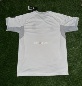 Team: Real Madrid Player: No Name Number: — Season: 25/26 Size: L