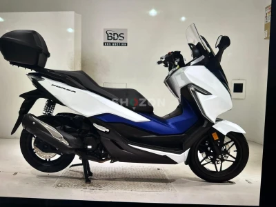 Honda Forza 4 250cc 