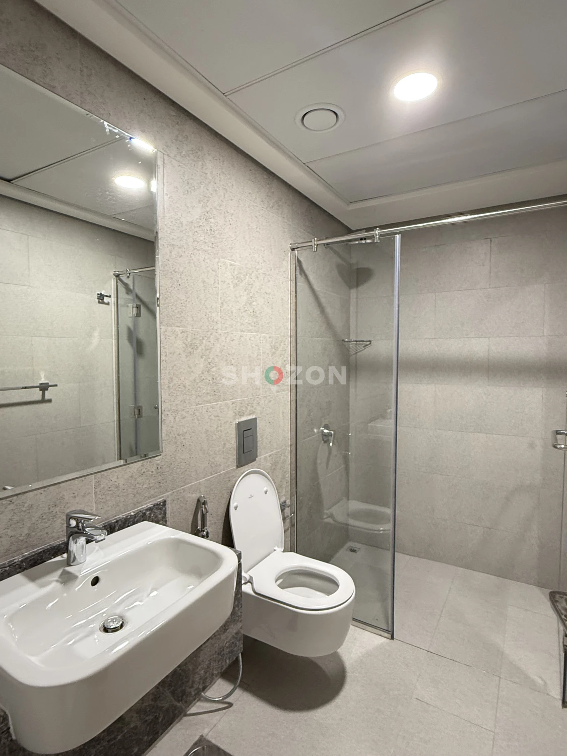 3BR for rent in radiant square reem island brand new