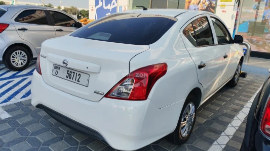 nissan sunny 2016