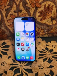 Iph 15 Pro, Titanium, 128GB with MagSafe Cover 