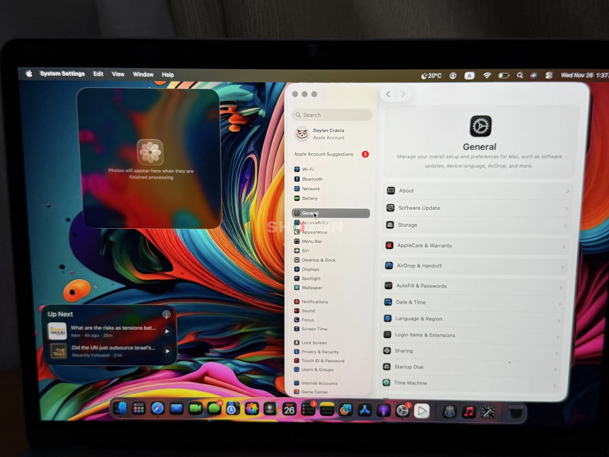 2020 macbook pro touchbar I7/16gb ram
