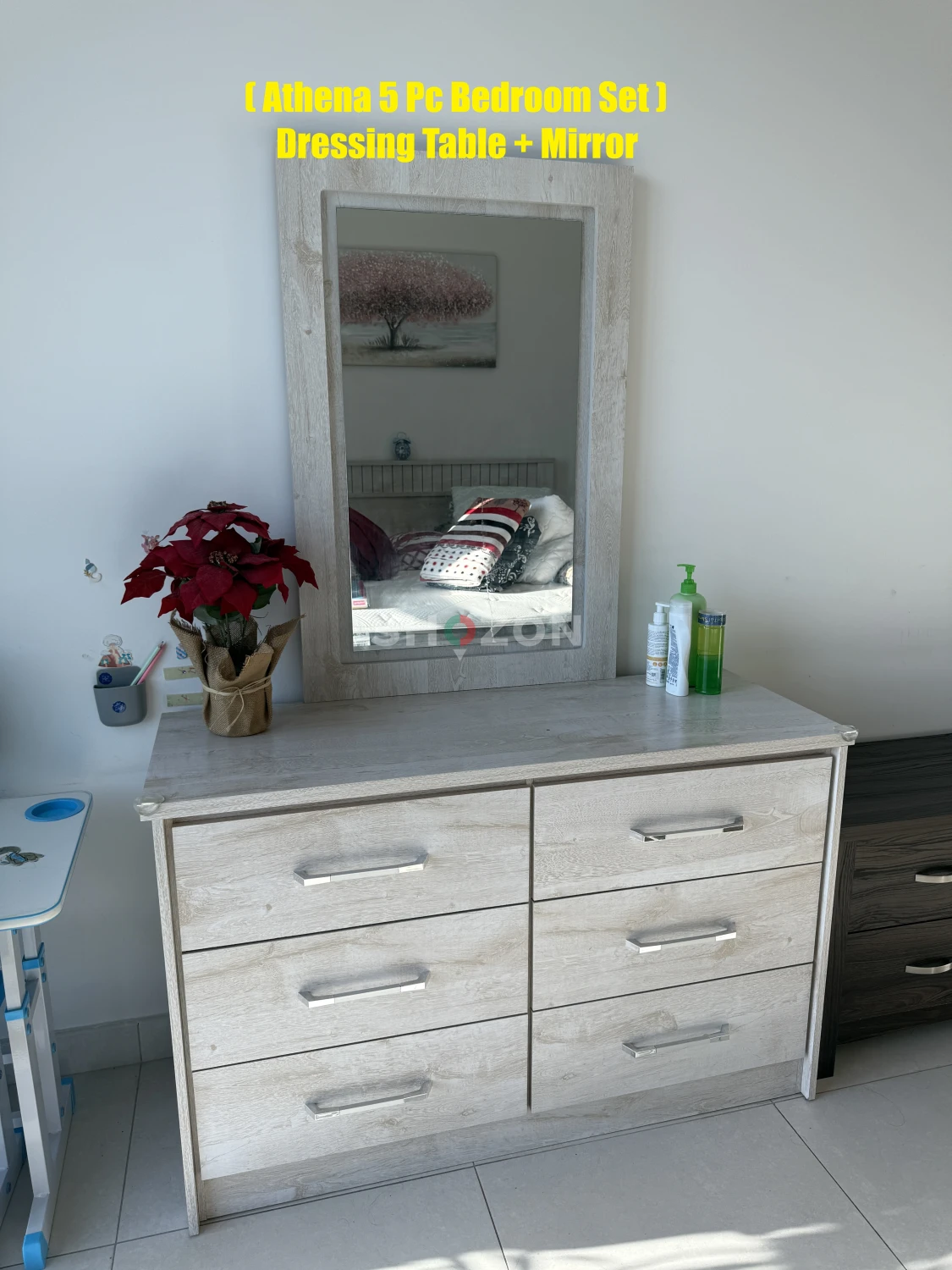 Bedroom Set (King Bed + 2 Side Tables + Dressing Table)