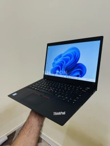 Lenovo Laptop Thinkpad X390 i7 (Touchscreen)