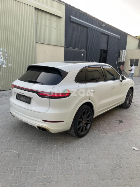 Porche Cayenne 2019