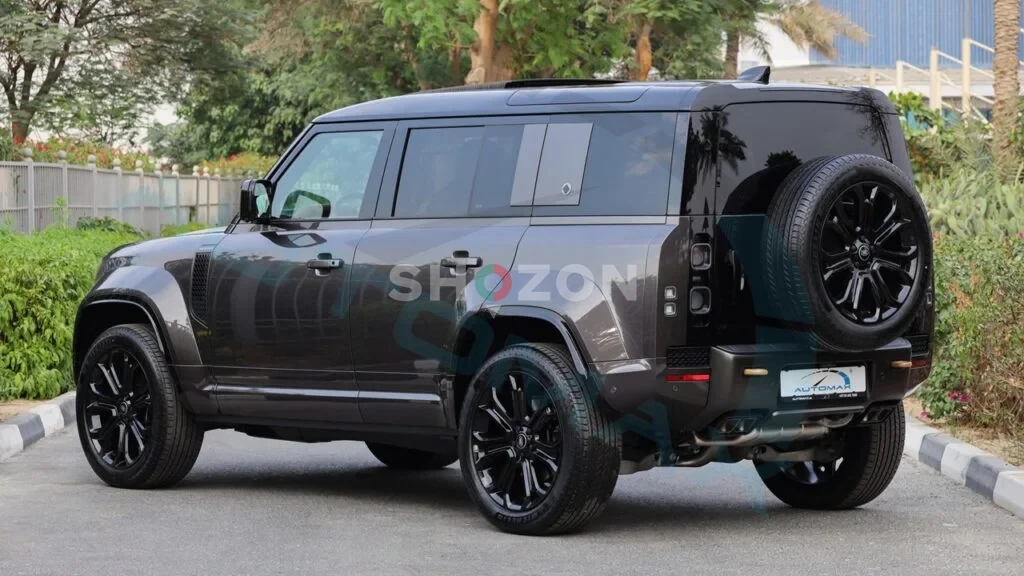 2025 Land Rover Defender 110 Octa 4.4TT V8 AWD 0Km