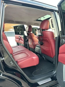 Black Nissan Patrol V8 SUV in Excellent Condition