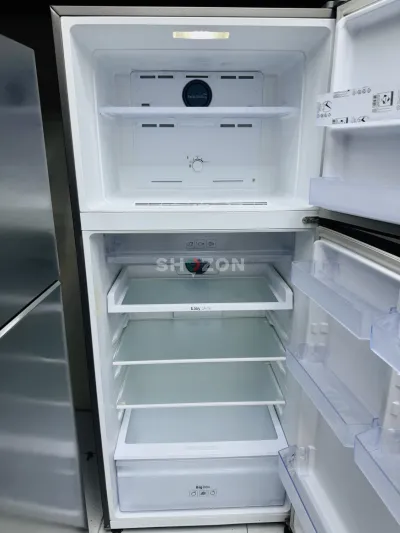 Samsung Top Freezer Refrigerator – Silver (Excellent Condition)