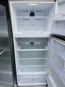 Samsung Top Freezer Refrigerator – Silver (Excellent Condition)