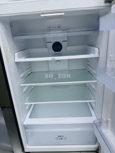 Samsung Top Freezer Refrigerator – Silver (Excellent Condition)
