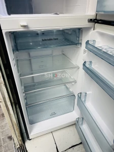 Hitachi Inverter Top-Mount Refrigerator – Stainless Steel – Excellent Condition