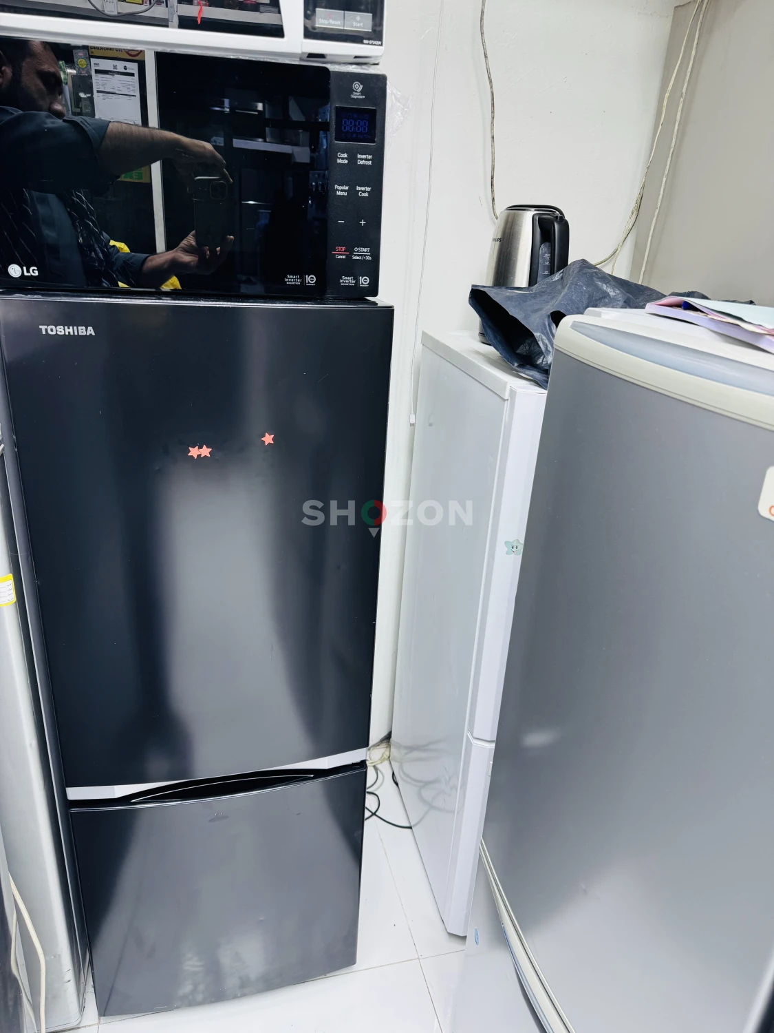 fridge Toshiba 2door like new condition