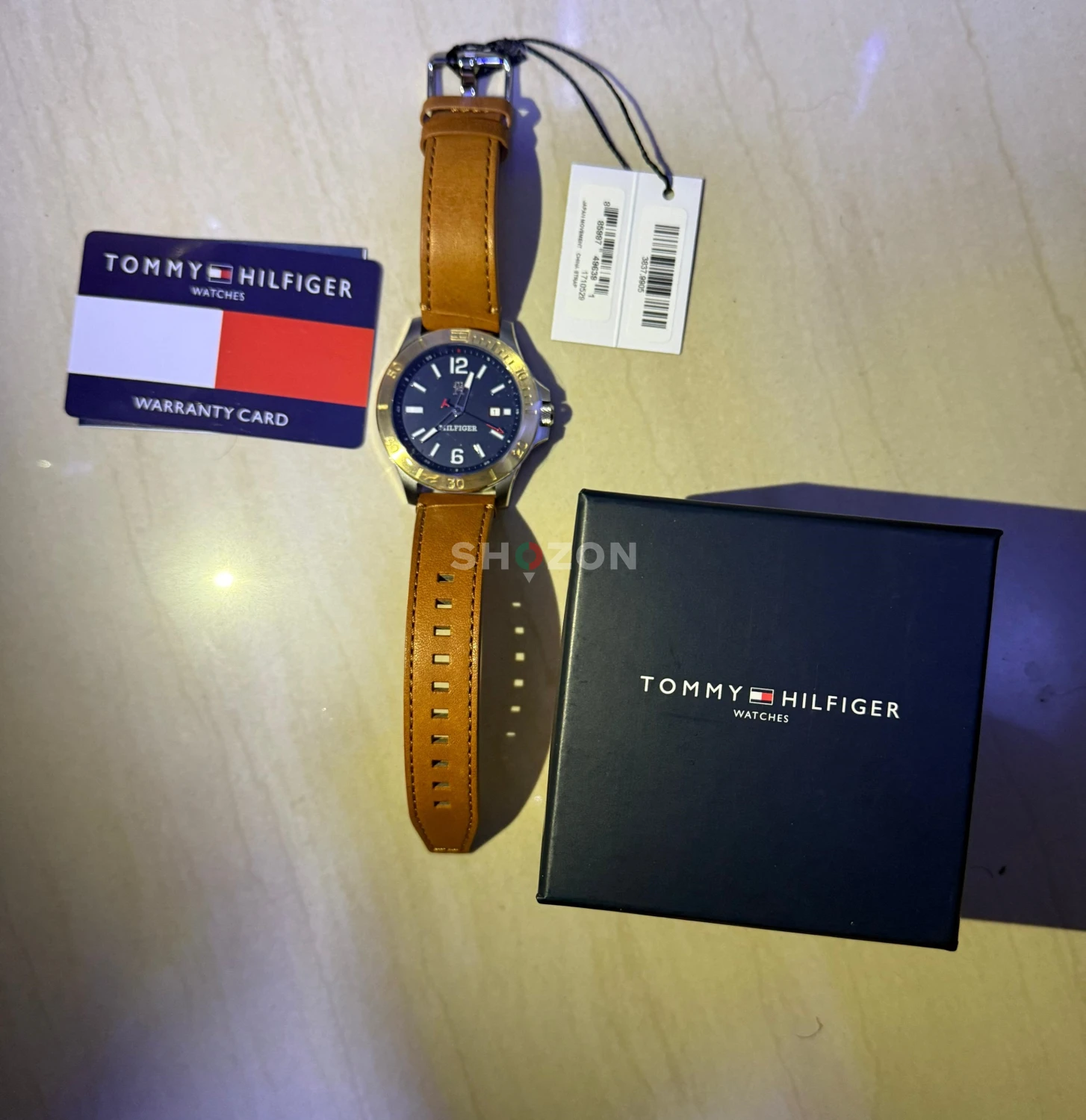 Tommy Hilfigher Men's Leather Quartz Watch