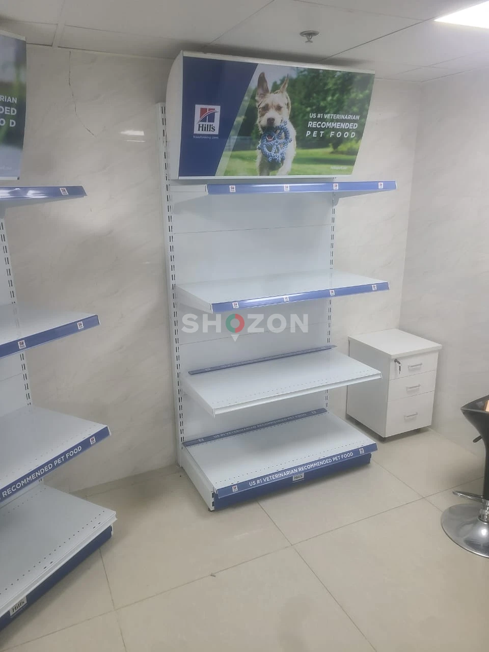Display Shelf – Perfect for Your Business!