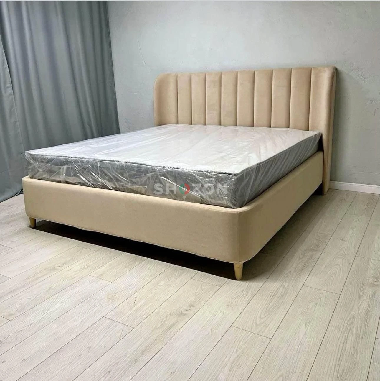 Simple Velvet Fabric king size Bed wuth Headboard 