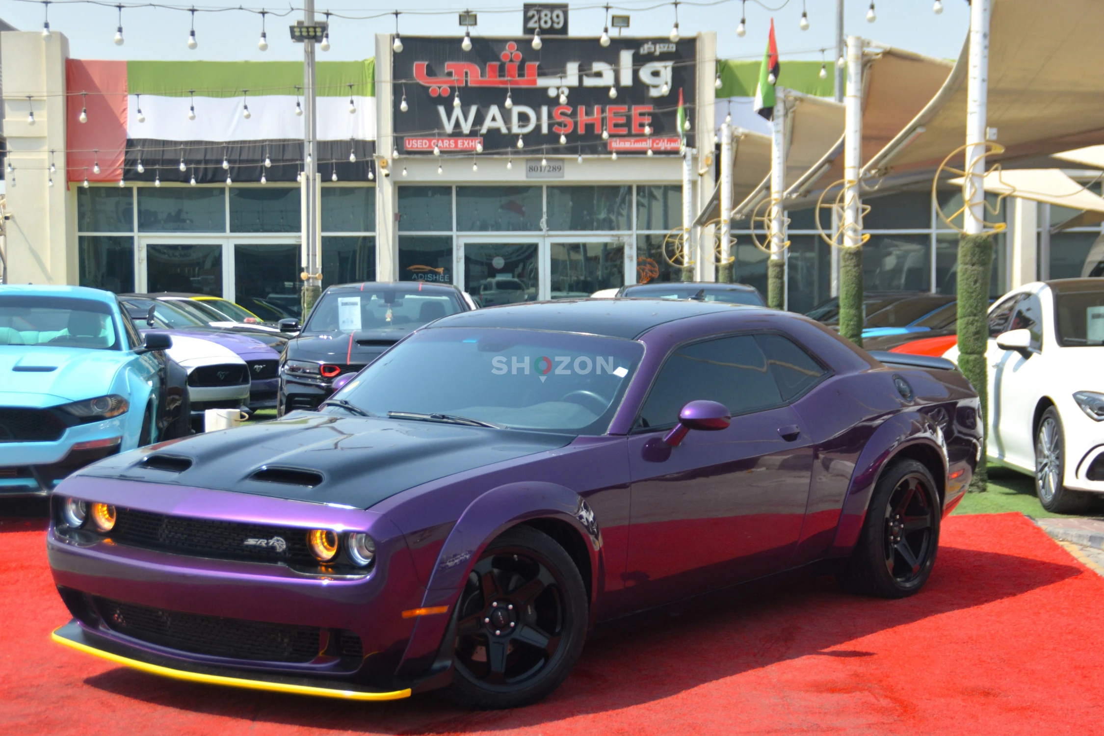 DODGE CHALLENGER SRT 