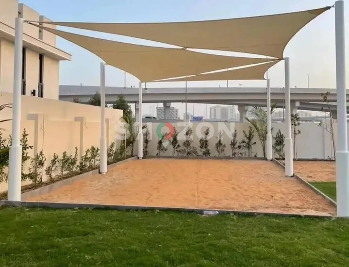 Stylish Outdoor Shade Canopy – Perfect for Your Garden!