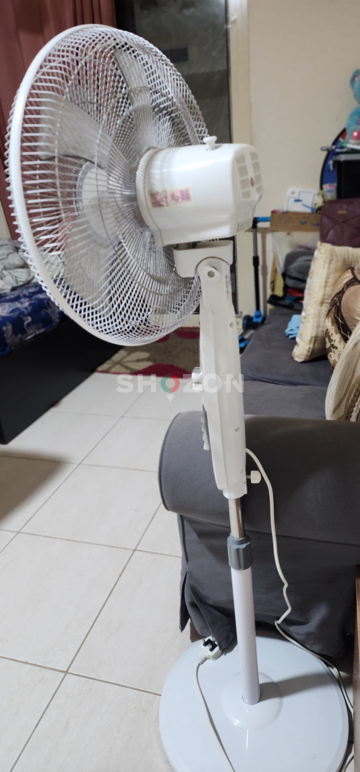 Sanford stand fan for sale (Warranty available until June 2026)