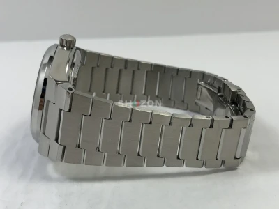 Tissot Men's Watch – Stylish and Durable!