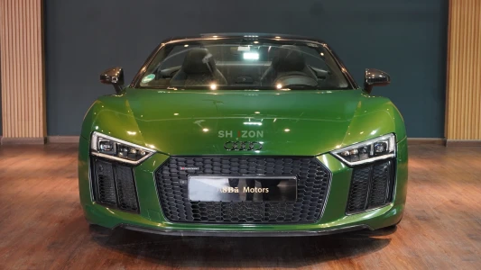 2018 Audi R8 V10 Quatrro | Very Clean | Full Service History | Soft Top | Carbon fiber trim