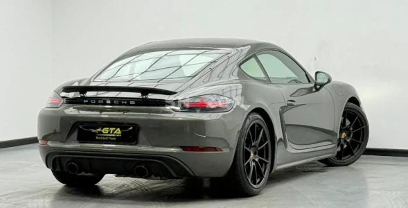 2025 Porsche 718 Cayman GTS, 2028 Porsche Warranty, Full Porsche Service History, Low Km, GCC