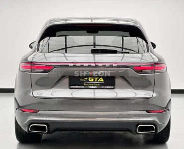 2022 Porsche Cayenne, 1 Year Unlimited KM Warranty, Excellent Condition