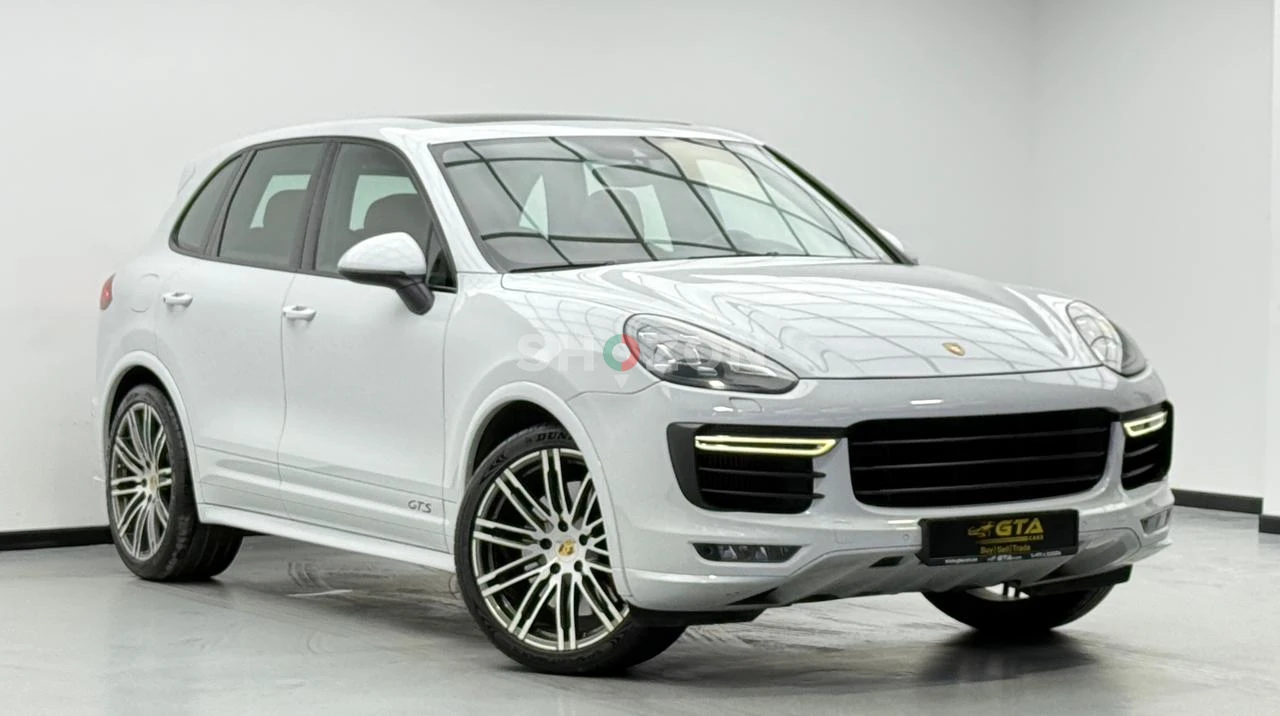 2016 Porsche Cayenne GTS, Carbon Fiber Interior, Fully Loaded, Excellent Condition, GCC
