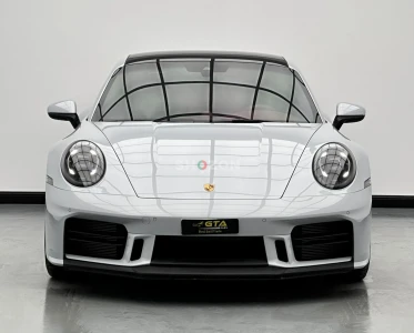 2025 Porsche 911 Carrera, May/2027 Porsche Warranty, Excellent Condition, GCC