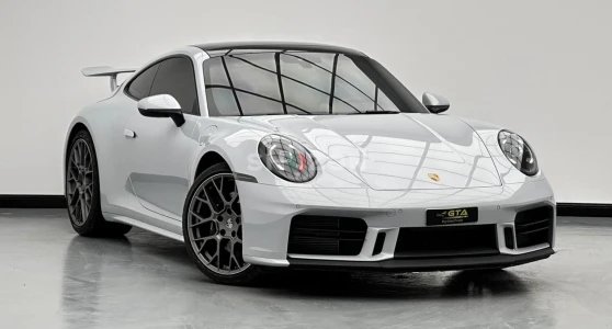 2025 Porsche 911 Carrera, May/2027 Porsche Warranty, Excellent Condition, GCC