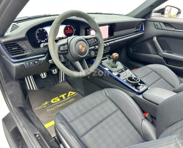 2025 Porsche 911 Carrera T, May/2028 Porsche Warranty, Porsche Full Service History, GCC